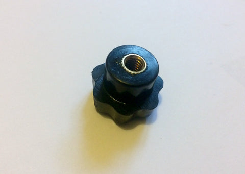 D7 VAT securing nut